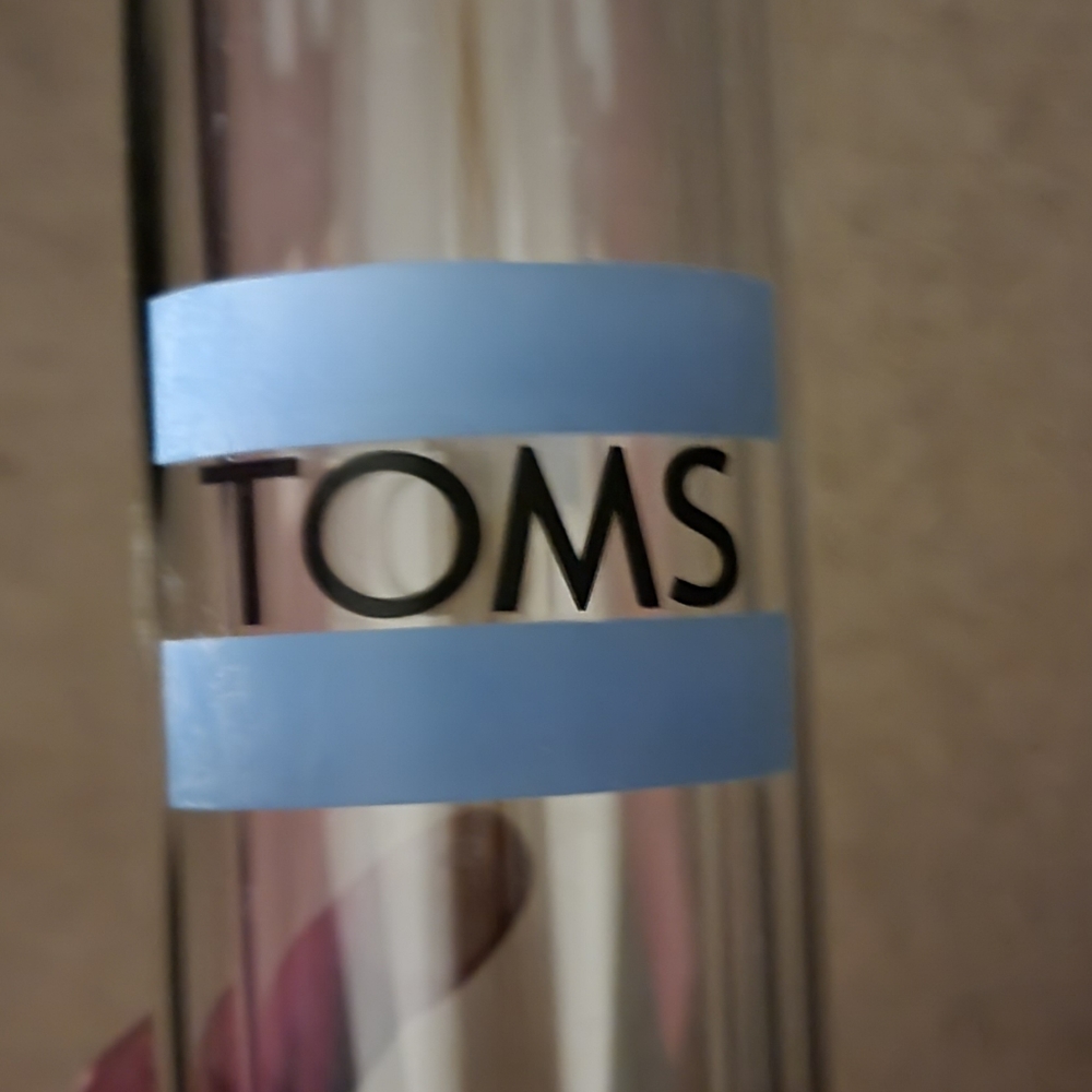 Tom's Glass Water Bottle "Go Somewhere New"